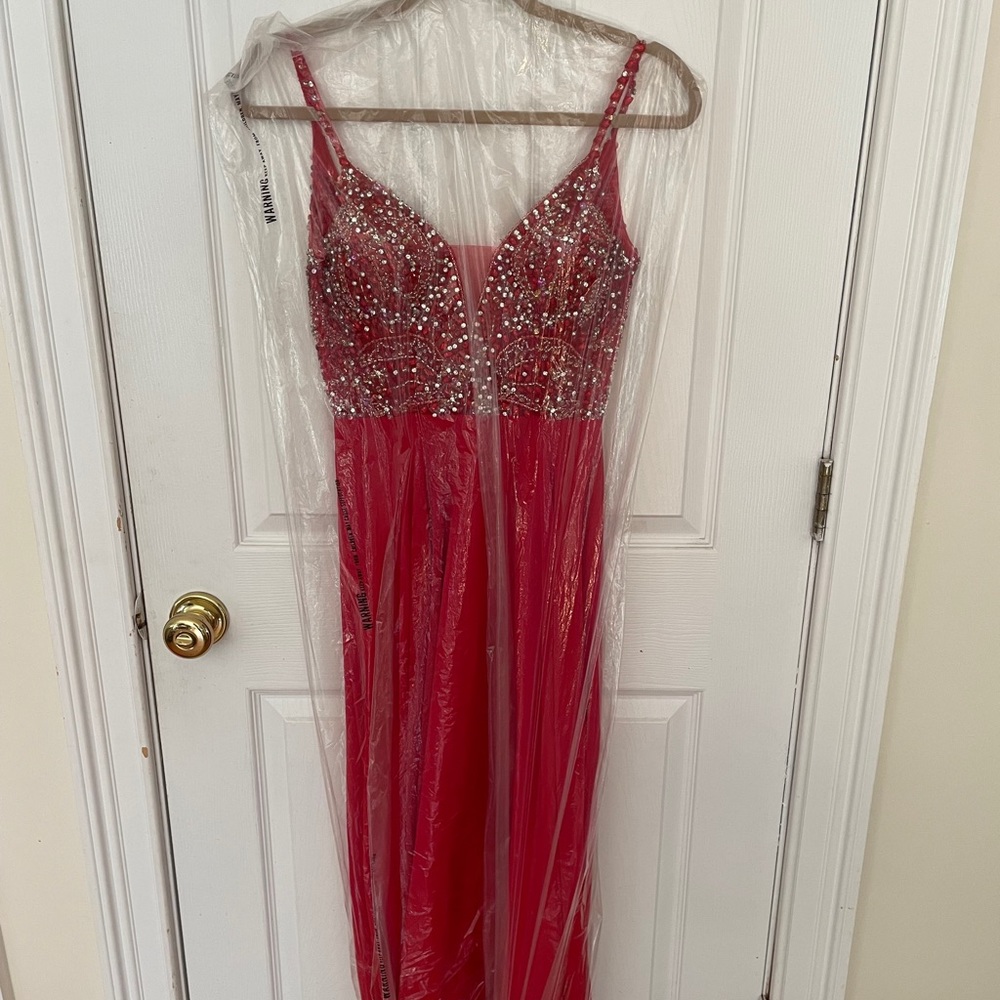 Long (prom) dress